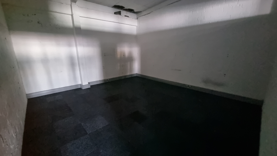 To Let commercial Property for Rent in Maitland Western Cape